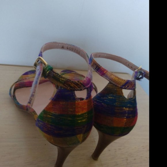 STUART WEITZMAN NUNAKED TINSEL HEELS - Picture 6 of 6